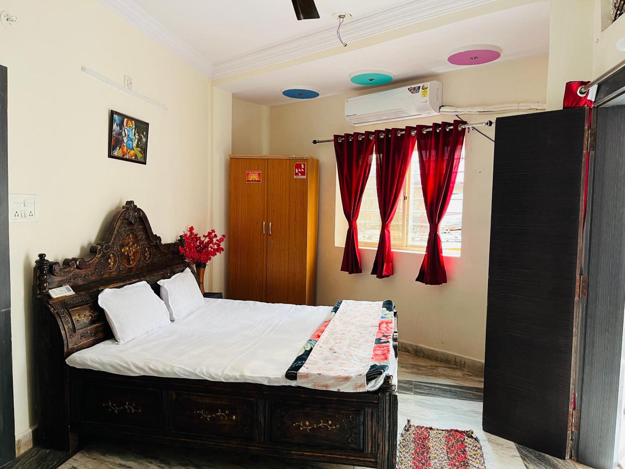 Tiwari G Home Stay ウッジャイン エクステリア 写真